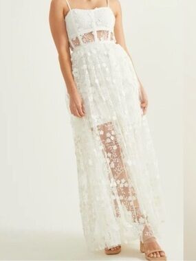 Altar'd State NWT Evangeline White Floral Lace Maxi Dress with Sheer Skirt Small